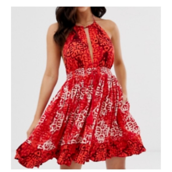 Free People medium Beach Day Mini Dress Keyhole Front Bare Back
Red Geo Print - Picture 1 of 8